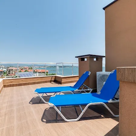 Apartcomplex Golden Bay Aparthotel