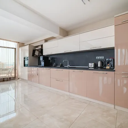 Apartcomplex Golden Bay Apart-hotel