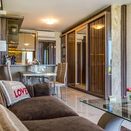 Apart-hotel Apartcomplex Golden Bay Ravda