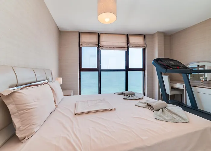 Apartcomplex Golden Bay Ξενοδοχείο με διαμερίσματα Ράβντα