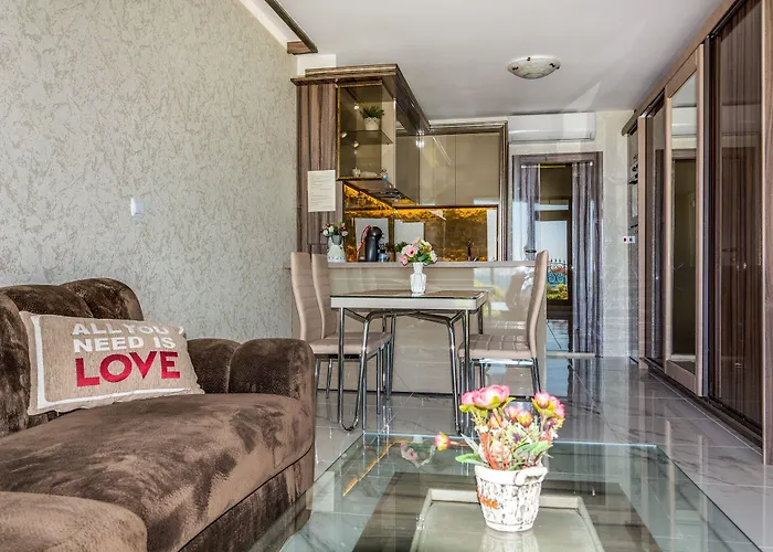 Ξενοδοχείο με διαμερίσματα Apartcomplex Golden Bay *