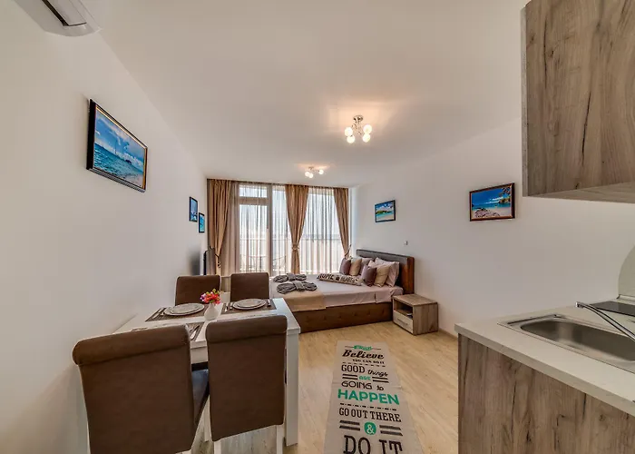 Apartcomplex Golden Bay