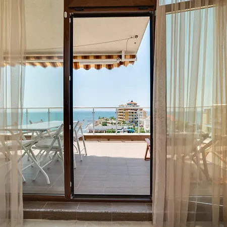 Apartcomplex Golden Bay Lejlighedshotel