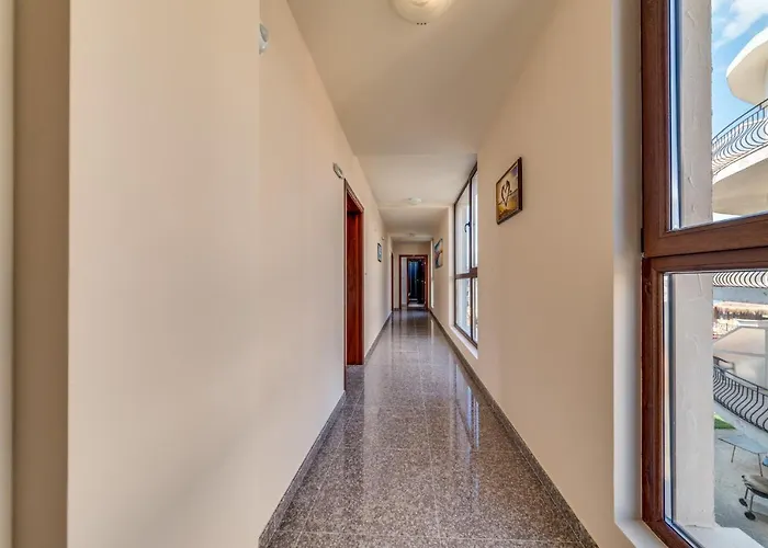 Apartcomplex Golden Bay