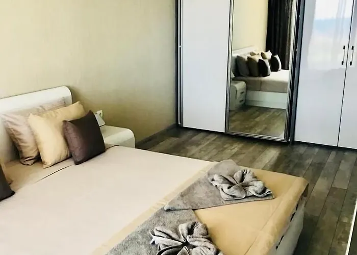 Apartcomplex Golden Bay Апартхотел Равда