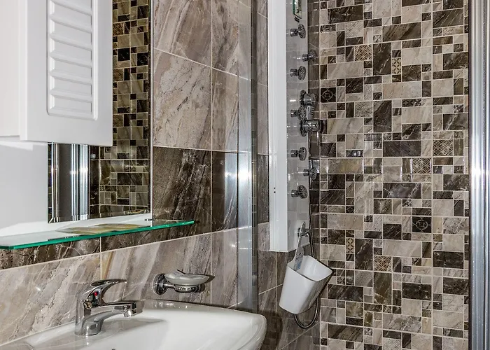 Apartcomplex Golden Bay * Равда